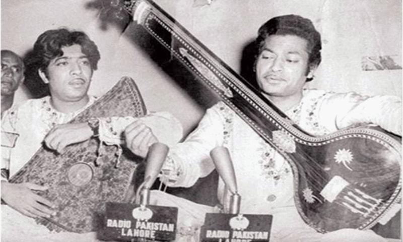 Amanat Ali Khan and Bade Fateh Ali Khan of Patiala Gharana